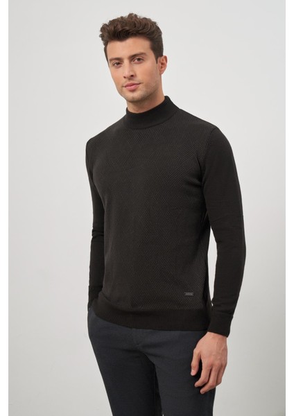 Siyah Uzun Kol Kendinden Desenli Örme Yarım Balıkçı Yaka Classic Comfort Fit Triko 1012245159 fırsatları