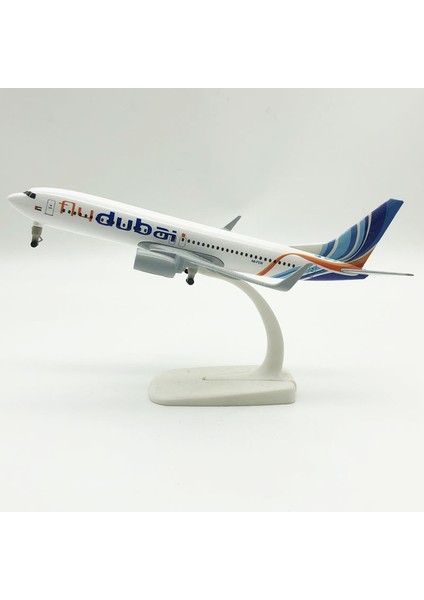 Dubai 737 20CM Alaşım Uçak Modeli (Yurt Dışından)