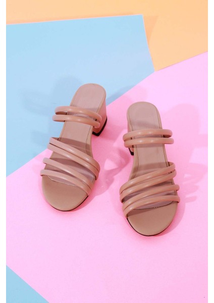 Kadın Günlük Kullanım Renkli Terlik Suni Deri Orta Topuklu Konforlu Tasarım modelleri