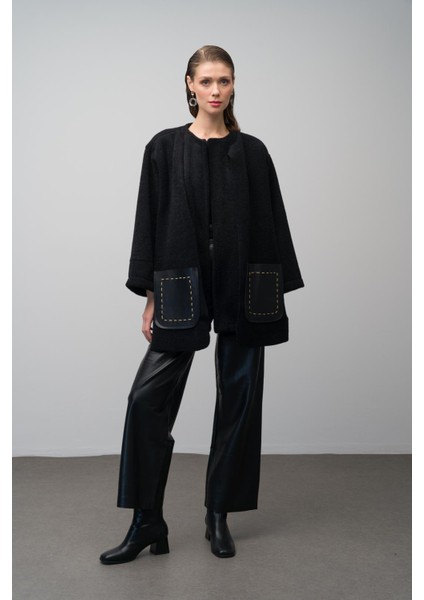 Deri Cep ve Kemer Detaylı Astarsız Salaş Kaban Siyah 3076