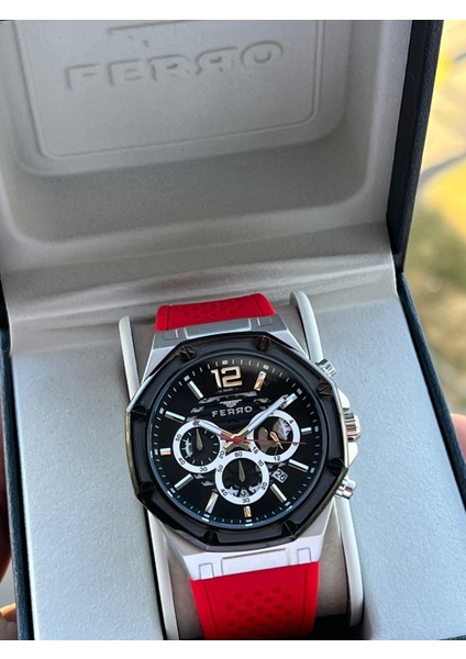 Silikon Kordon Iç Fonksiyonları Aktif 30 mt Suya Dayanıklı Erkek Kol Saati EFM.31398-J8