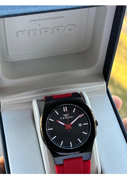 Silikon Kordon Takvimli Kadran 30 mt Suya Dayanıklı Erkek Kol Saat EFM.11340.SK