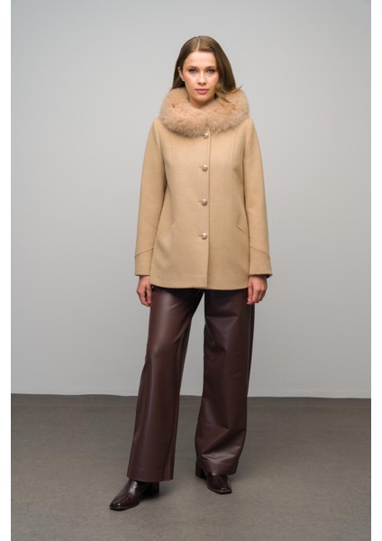 Yakası Çıkabilir Kürklü Düğme Kapamalı Kısa Kaşmir Kaban A.kamel 3061-TK fiyatları