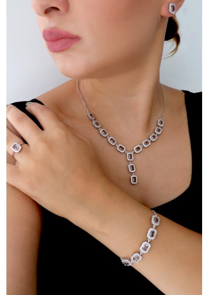 925 Ayar Gümüş Renk Değiştiren Zultanit Baget Taşlı Pırlanta Montür Takı Seti fiyatları