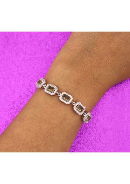 925 Ayar Gümüş Renk Değiştiren Zultanit Baget Taşlı Pırlanta Montür Takı Seti indirimleri