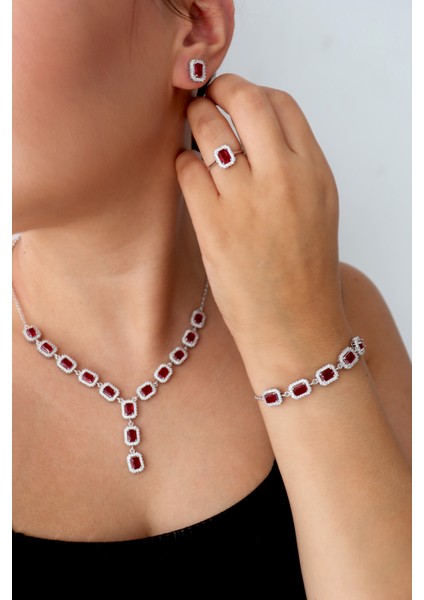 925 Ayar Gümüş Yakut Kırmısı Baget Taşlı Pırlanta Montür Takı Seti fiyatları