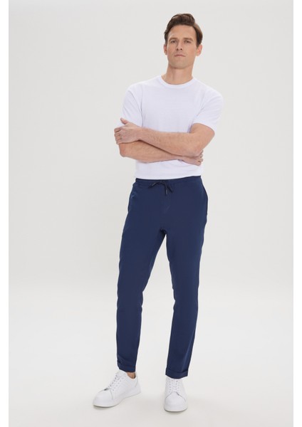 AC&Co / Altınyıldız Classics Erkek Lacivert Slim Fit Rahat Kesim Beli Bağlamalı Yan Cepli Jogger Pantolon