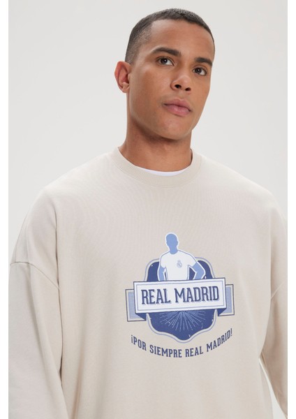 Real Madrid Lisanslı 3 İplik Pamuklu Oversize Fit Bol Kesim Erkek Açık Bej Bisiklet Yaka Sweatshirt