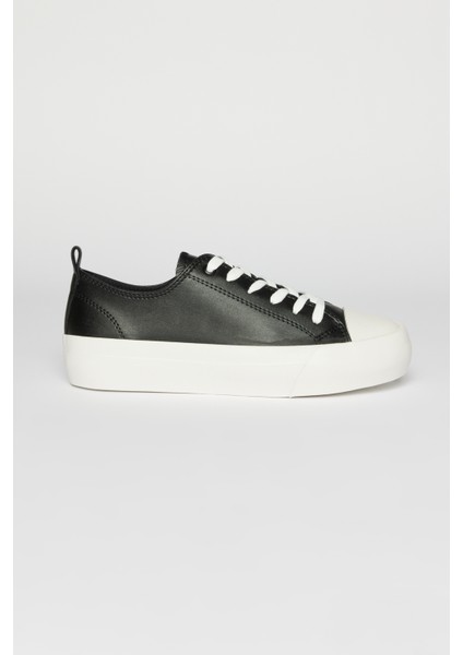 Erkek Siyah Bağcıklı Esnek Rahat Taban Desensiz Sneaker Ayakkabı