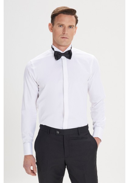 ALTINYILDIZ CLASSICS Erkek Beyaz Kırışmaz Kumaşlı Slim Fit Dar Kesim %100 Pamuk Siyah Detaylı Ata Yaka Gömlek