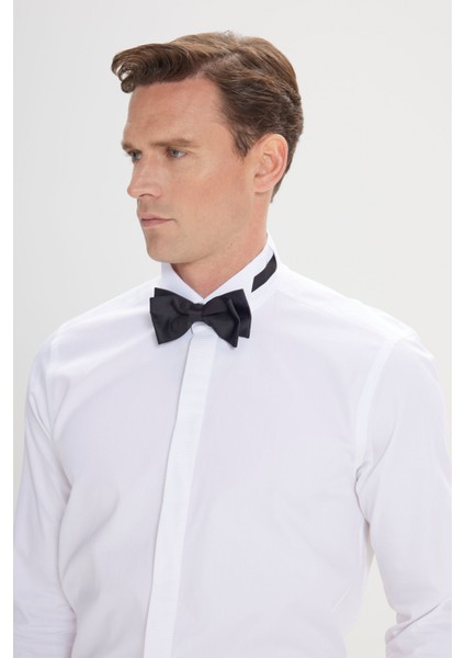 ALTINYILDIZ CLASSICS Erkek Beyaz Kırışmaz Kumaşlı Slim Fit Dar Kesim %100 Pamuk Siyah Detaylı Ata Yaka Gömlek modelleri