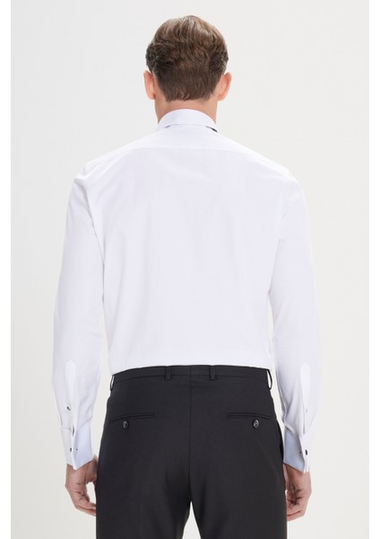 ALTINYILDIZ CLASSICS Erkek Beyaz Kırışmaz Kumaşlı Slim Fit Dar Kesim %100 Pamuk Siyah Detaylı Ata Yaka Gömlek indirimleri