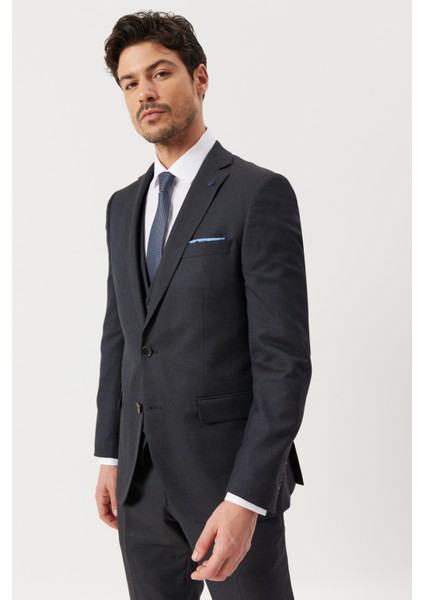 ALTINYILDIZ CLASSICS Erkek Koyu Lacivert Slim Fit Dar Kesim Mono Yaka Kuş Gözü Desenli Yelekli Takım Elbise