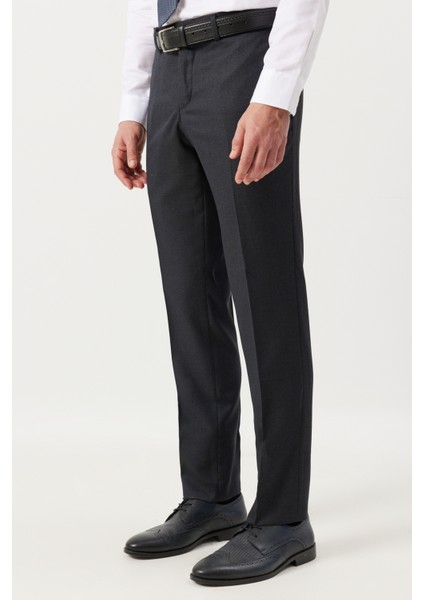 ALTINYILDIZ CLASSICS Erkek Koyu Lacivert Slim Fit Dar Kesim Mono Yaka Kuş Gözü Desenli Yelekli Takım Elbise