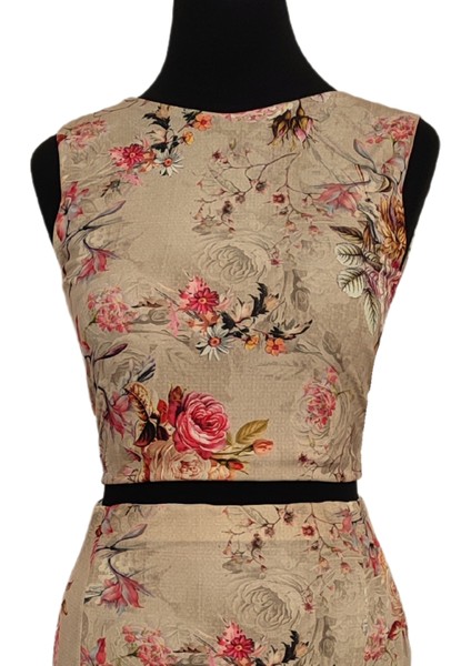 Sırtı Bağlamalı Crop Çiçekli Bej modelleri