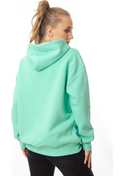 Kadın Kapüşonlu Rahat Kesim Kanguru Cepli Oversize Sweatshirt modelleri