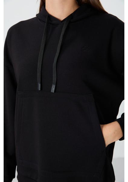 Siyah Kompakt Pamuklu Kalın Pürüzsüz Dokulu Kapüşonlu Oversize Fit Kadın Sweatshirt - 97291 fiyatları