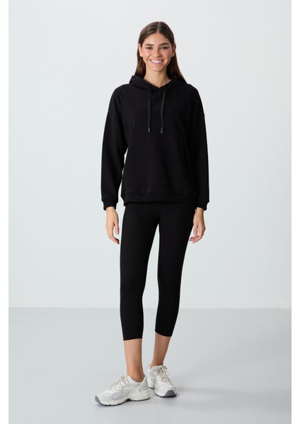 Siyah Kompakt Pamuklu Kalın Pürüzsüz Dokulu Kapüşonlu Oversize Fit Kadın Sweatshirt - 97291 modelleri