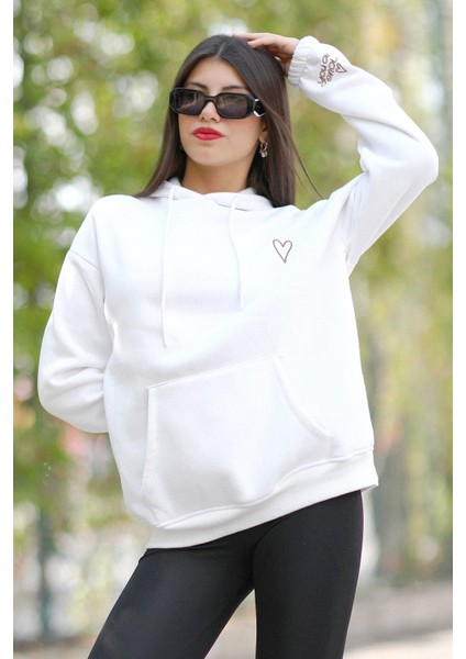 Beyaz Nakış Detaylı Kapüşonlu Oversize Kadın Sweatshirt Kanguru Cepli Pamuk Karışımlı Hoodie - 25105