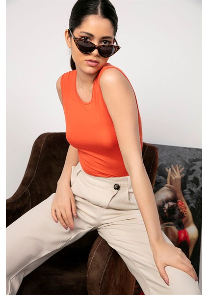Kadın Turuncu Kolsuz Bodysuit fiyatları