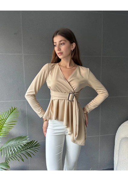 Asimetrik Kesim Kemer Detaylı Bluz indirimleri