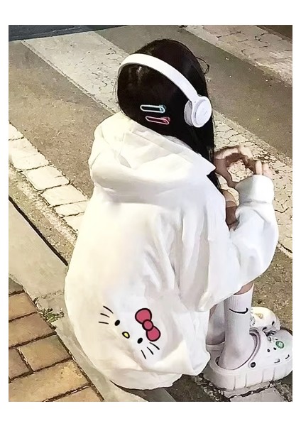 Y2K Tarzı Hello Kitty Beyaz Ön-Arka Baskılı Sweatshirt