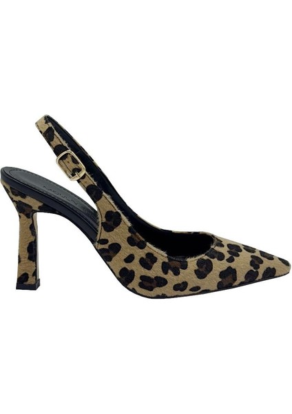 010 240835 Leopar