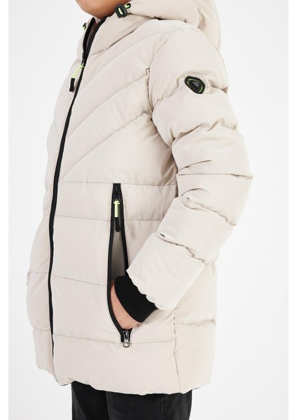 Krem Erkek Çocuk Sabit Kapüşonlu Şişme Deri Karışımlı Kumaş Mont&kaban indirimleri