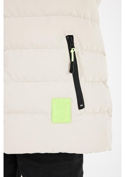 Krem Erkek Çocuk Çıkartılabilir Kapüşonlu Şişme Deri Karışımlı Kumaş Mont&kaban indirimleri