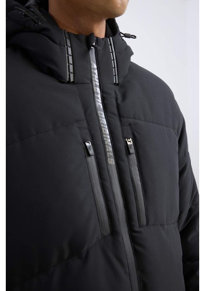 DeFactoFit Şişme Mont Su İtici Slim Fit Dar Kesim Kapüşonlu Fermuarlı Cepli A3519AX24WN