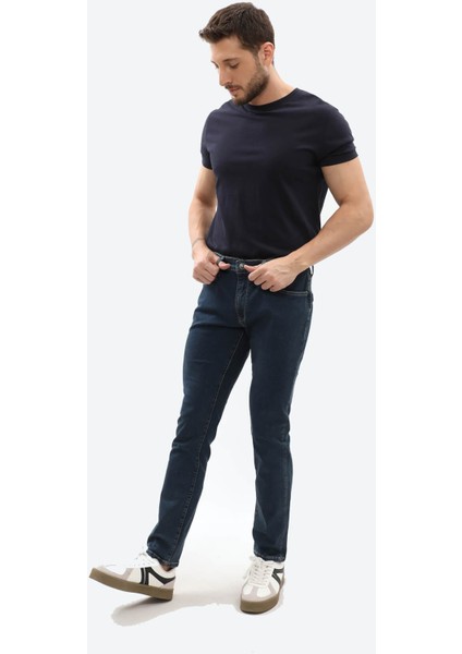 Erkek Straight Fit Likralı Koyu Mavi Jean Pantolon