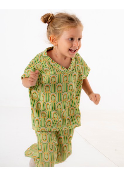 – Meadow Yeşil, Örme Kumaş, V Yaka Süveter modelleri