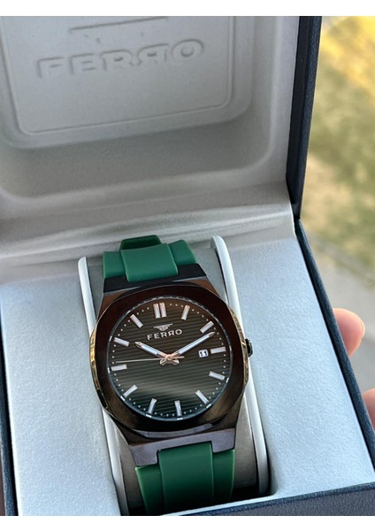 Silikon Kordon Iç Fonksiyonları Aktif 30 mt Suya Dayanıklı Erkek Kol Saati EM11340-ZJ