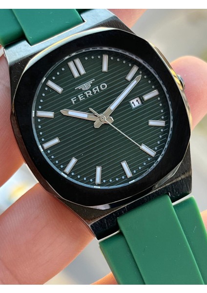 Silikon Kordon Iç Fonksiyonları Aktif 30 mt Suya Dayanıklı Erkek Kol Saati EM11340-ZJ modelleri