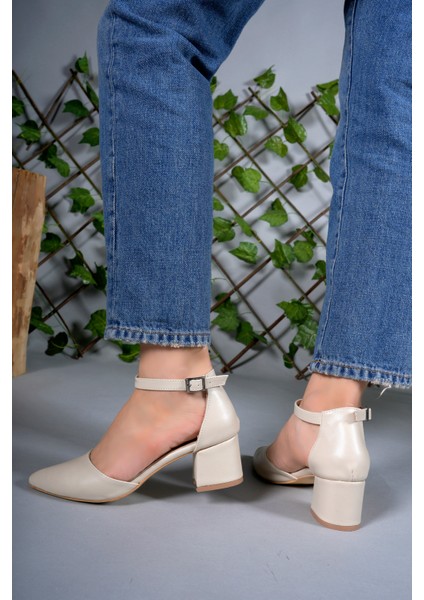 Kadın Topuklu Ayakkabı 00123801 fırsatları
