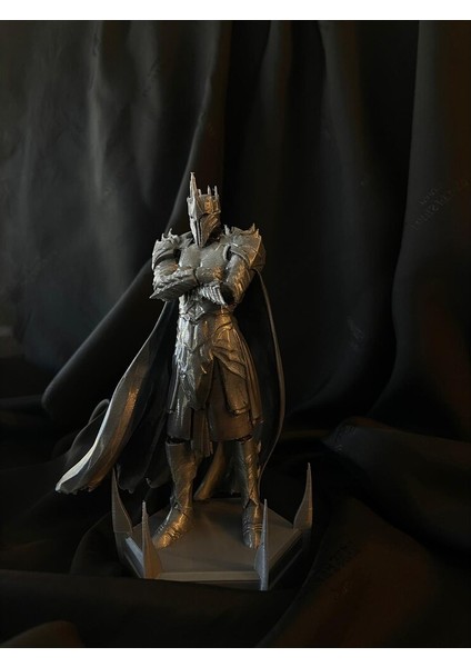 Sauron Figürü