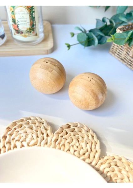 2'li Bambu Top Şekilli Tuzluk Biberlik Seti - 7x6.2 cm