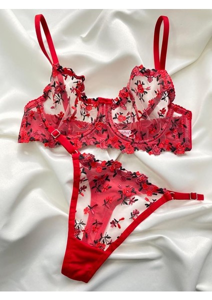 Kırmızı Renk Çiçekli Bralet Takım
