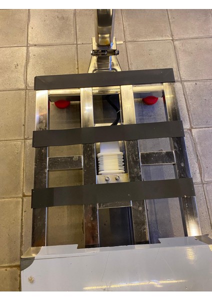 40 x 50 cm 300 kg 50 gr Şarjlı Elektronik Krom Su Geçirmez Terazi fırsatları