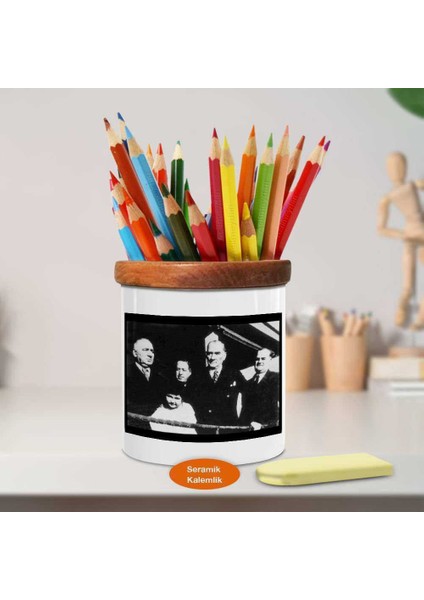 Balkonda Kızıyla Kemal Atatürk Ahşap Seramik Kalemlik -A1113) fiyatları