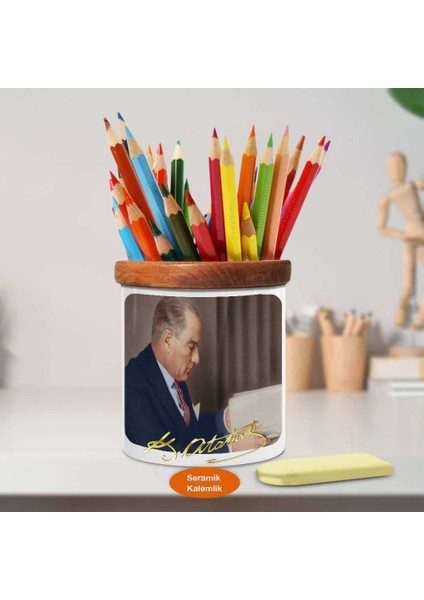 Kitap Okuyan Mustafa Kemal Atatürk Ahşap Seramik Kalemlik-312 fiyatları