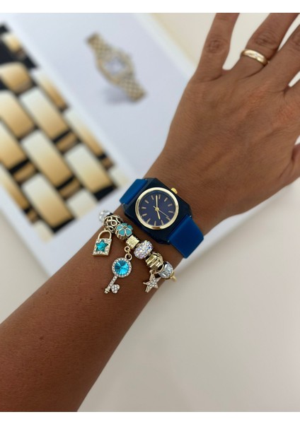 Silikon Kordonlu Bileklik Hediyeli Kadın Saat