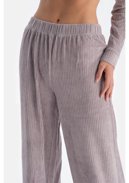 Açık Lila Kadife Pantolon indirimleri