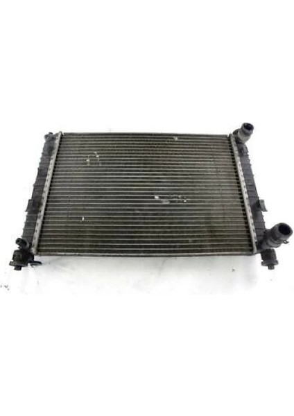 Su Radyatörü Dızel Ford Fıesta 1.4 Tdcı 02- (Oem No: 4S6H 8005 Ca)