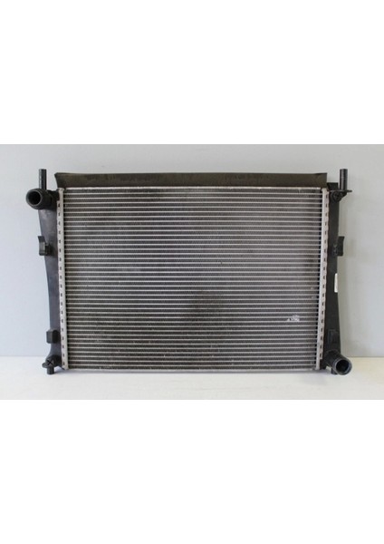 Su Radyatörü Benzınlı / 2S6H & Cc Ford Fıesta/Fusıon/Mazda 1,4/1,6 Zetec 02- (Oem No: 4S6H 8005 Da)