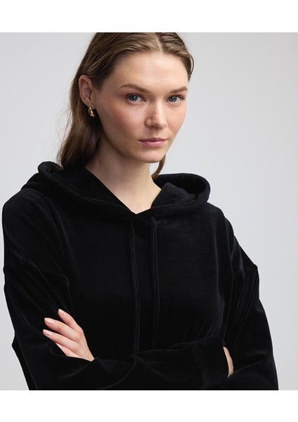 Kadife Dokulu Sweatshirt