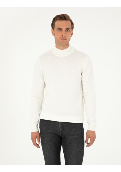 Erkek Ekru Slim Fit Yarım Balıkçı Yaka Basic Triko Kazak 50296548-VR019