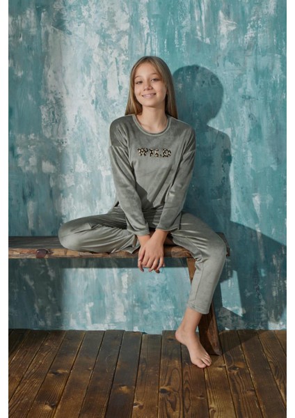 Kız Çocuk Uzun Kol Kadife Yeşil Pijama Takım C3T0N9O31