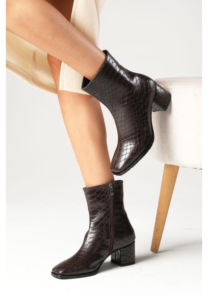 Macy Krokodil Desenli Kahverengi Kadın Topuklu Bot fiyatları