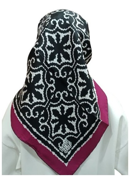İ-0698 Twill Ipek Eşarp
